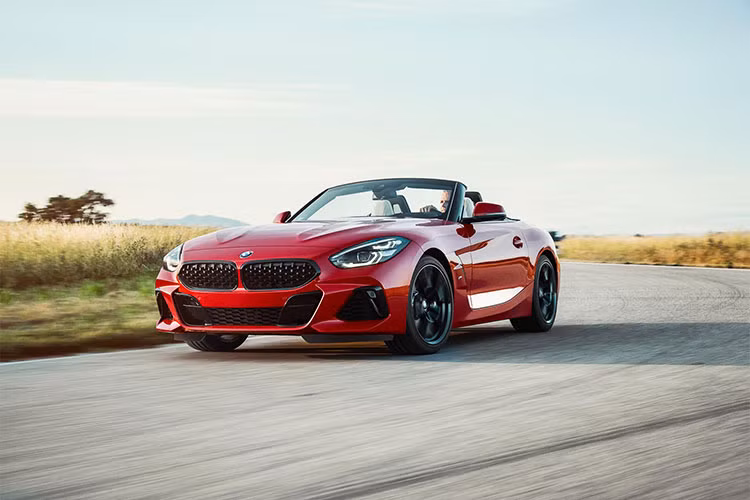 Các thông số cụ thể của BMW Z4 sẽ được công bố khi xe ra mắt vào mùa xuân năm 2019. Khi chính thức ra mắt, BMW Z4 2019 sẽ cạnh tranh trực tiếp với các đối thủ như Porsche Boxter 718, Mercedes-Benz SLC hay Audi TT roadster.