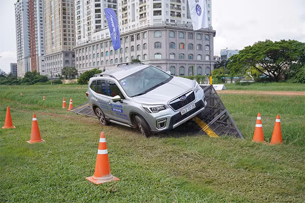 Subaru va 4 cong nghe dinh vi loi di rieng tai Viet Nam-Hinh-6