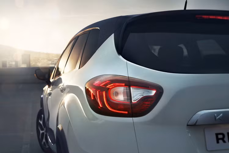 Chiếc xe thuộc dòng SUV này cho khả năng di chuyển dễ dàng trên các cung đường hỗn hợp, nhất là trong những chuyến đi xa. "Đó là một chiếc crossover thực sự với thiết kế vô cùng mạnh mẽ", ông Laurens van den Acker chia sẻ.