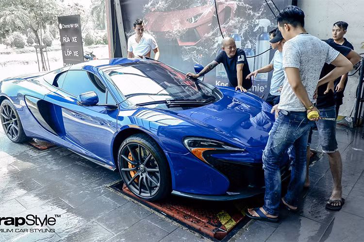 Một số mẫu xe chắc chắn và dự kiến sẽ tham gia hành trình bao gồm: Lamborghini Aventador S, Lamborghini Aventador LP700-4, Ferrari F12 berlinetta, Ferrari 458 Italia, Lamborgihini Huracan LP610-4, Ferrari 488 GTB, Ford F-150 Raptor,… Đại gia Minh Nhựa và thiếu gia Phan Thành sẽ không tham dự hành trình siêu xe lần này.