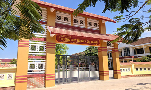 Cong an Quang Binh lam ro nhom nu sinh bi quay clip danh hoi dong-Hinh-2