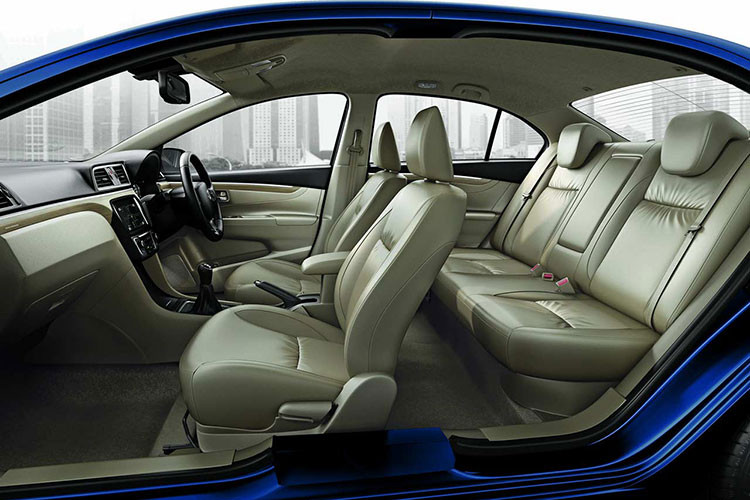 Ở phiên bản 2019, Suzuki Ciaz có khả năng bảo vệ hành khách tốt hơn nhờ sự xuất hiện của hệ thống cân bằng điện tử và hỗ trợ khởi hành ngang dốc (chỉ dành cho bản máy xăng). Trong khi đó, 2 túi khí trước, hệ thống cảnh báo tốc độ và cảm biến lùi hỗ trợ đỗ xe là trang bị tiêu chuẩn của Suzuki Ciaz tại thị trường Ấn Độ.