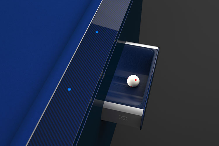 Mỗi bàn bi-a Bugatti có giá khiến nhiều người “rớt hàm”: 250.000 euro (khoảng 6,7 tỷ đồng) ở châu Âu. Với số tiền đó, người ta có thể mua được một căn hộ hoặc một ngôi nhà ở hầu hết những khu vực của phương Tây.