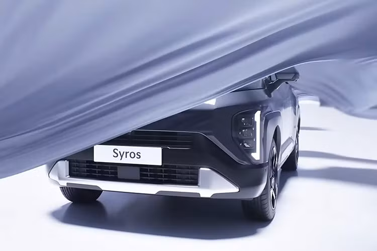 Theo kế hoạch, Kia Syros 2025 mới sẽ chính thức ra mắt vào ngày 19/12/2024. Mẫu xe này sẽ được sản xuất tại Ấn Độ và sau đó xuất khẩu sang các quốc gia đang phát triển khác, minh chứng cho cam kết của Kia trong việc mở rộng sự hiện diện tại các thị trường mới nổi.