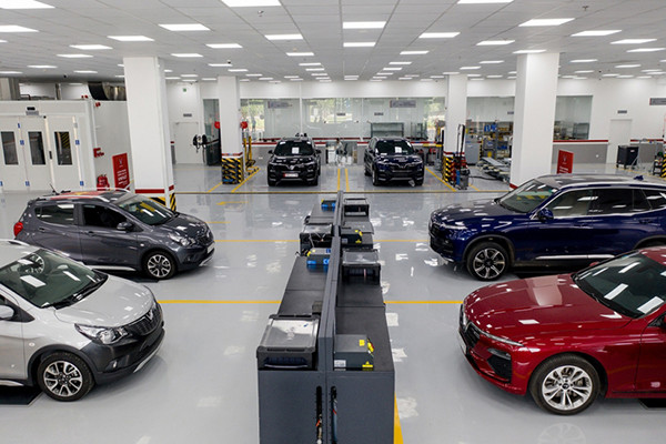 VinFast Fadil co the dat doanh so 2.000 xe trong thang 10