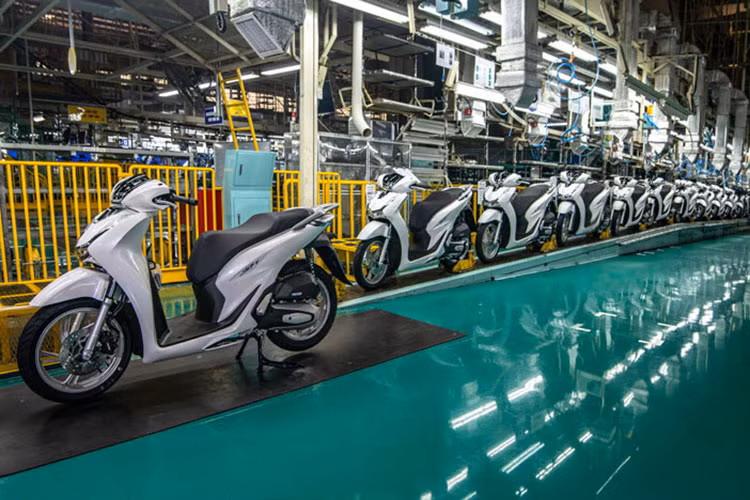 Honda Viet Nam ban ra gan 2 trieu xe may trong nam 2021-Hinh-2