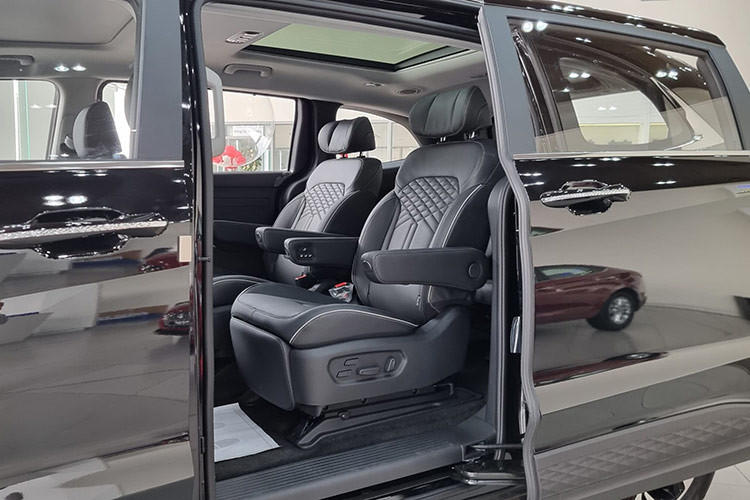 Động cơ 1.5L Turbo-GDi Gamma II (mã hiệu G4FS), sản sinh công suất cực đại 170 mã lực tại 5.500 vòng/phút, momen xoắn cực đại 253Nm tại 1.500-4.000 vòng/phút, kết hợp hộp số tự động 8 cấp và có thể tăng tốc 0 ~ 100km/h trong 9,9 giây.