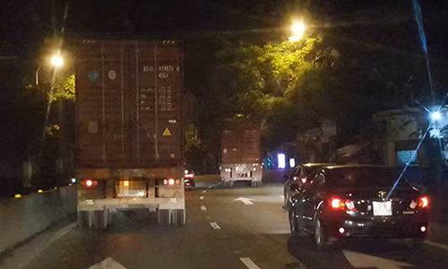 Loi don ma tuy tinh nhu sao 2 ngay 2 dem: Lai xe container tan doi
