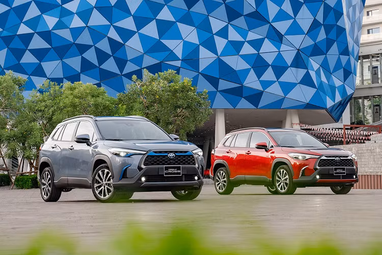 Toyota Vios ban ra chua toi 300 xe ban ra trong thang 7/2023-Hinh-2