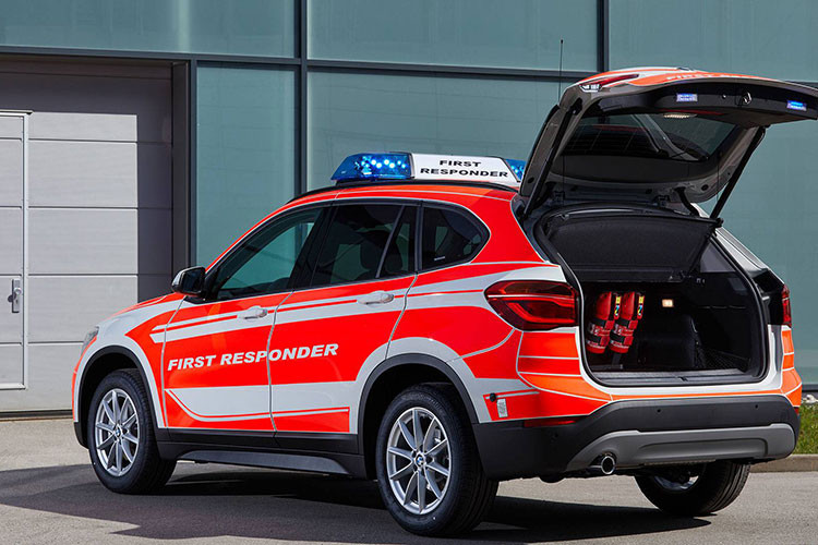 Đây loại xe cỡ nhỏ BMW được trang bị cho đội phản ứng nhanh thuộc các lực lượng như cảnh sát, cấp cứu… có nhiệm vụ xuất hiện nhanh chóng và xử lý kịp thời trước khi xe cứu thương đến.