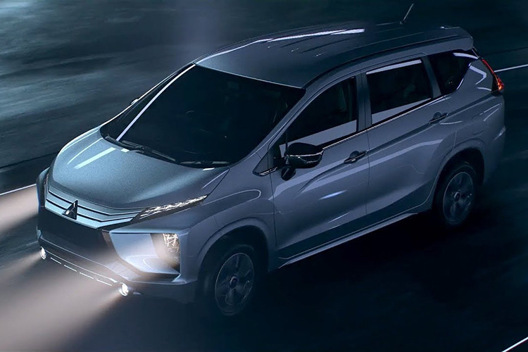 Hiện tại, chưa rõ mức giá bán Mitsubishi Xpander phiên bản đặc biệt cũng như ngày ra mắt. Tất cả sẽ phải chờ đợi đến ngày hãng xe Nhật Bản chính thức "vén màn" phiên bản này tại triển lãm Inonesia International Motor Show 2019 sẽ khai mạc vào tuần sau.
