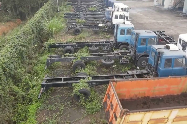 Năm 2000, Tổng công ty Máy động lực và Máy nông nghiệp Việt Nam (VEAM) dự định đầu tư một nhà máy sản xuất, lắp ráp ôtô tại Thanh Hoá, số vốn khoảng 350 tỷ đồng. Tuy nhiên, dự án này sau đó điều chỉnh lại bằng việc mua nguyên một nhà máy cũ của Tập đoàn Samsung (Hàn Quốc) (Ảnh: THDV).