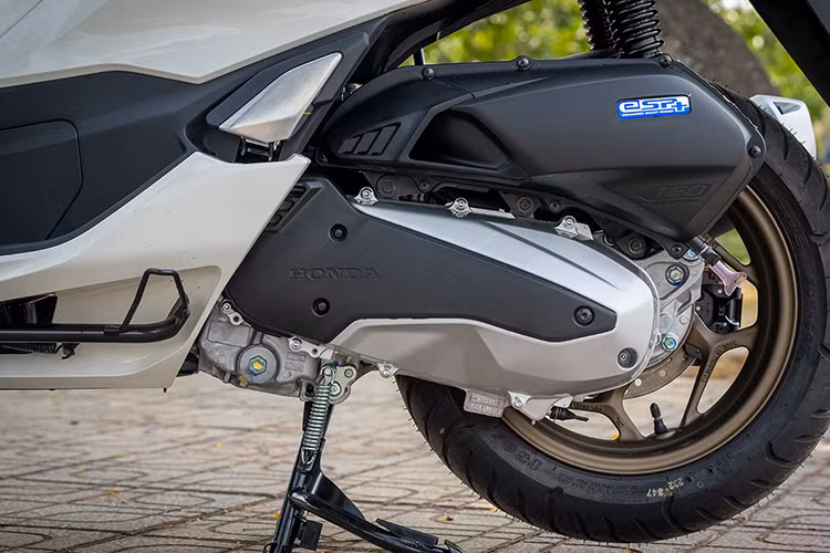 Hiện tại, Honda PCX 125 2025 đang được trưng bày tại sự kiện để thu thập ý kiến từ khách tham quan. Honda Việt Nam vẫn chưa công bố kế hoạch ra mắt chính thức mẫu xe này tại thị trường trong nước.