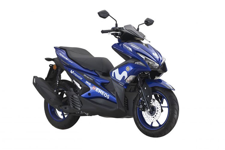 Để đánh dấu sự gắn bó lâu dài với giải đua MotoGP, Yamaha vừa trình làng mẫu xe ga Yamaha NVX 155 (Aerox 155 ở một số thị trường) phiên bản đặc biệt GP Edition đời 2018 với mức giá 2.600 USD (tương đương hơn 60 triệu đồng), đắt hơn 200 USD so với phiên bản tiêu chuẩn.