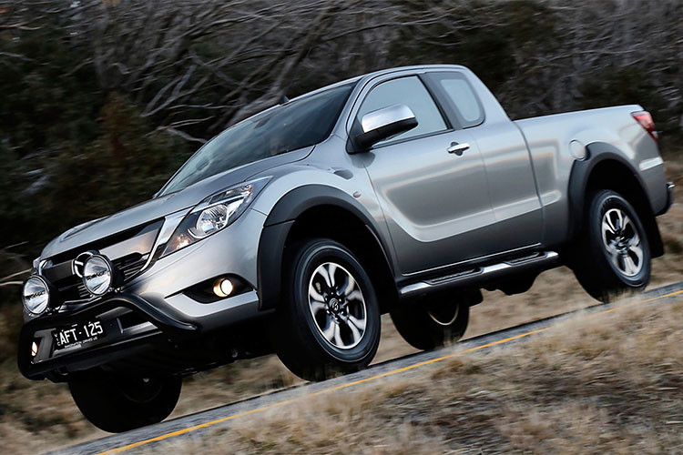 Tại thị trường Úc, phiên bản của mẫu xe Mazda BT-50 XTR và BT-50 GT cao cấp nhất được Mazda tân trang diện mạo với cụm lưới tản nhiệt mạ crôm kết hợp hệ thống đèn pha và cản trước được thiết kế lại trông mạnh mẽ, thể thao hơn. Riêng phiên bản BT-50 XT tiêu chuẩn được gắn lưới tản nhiệt màu đen satin.