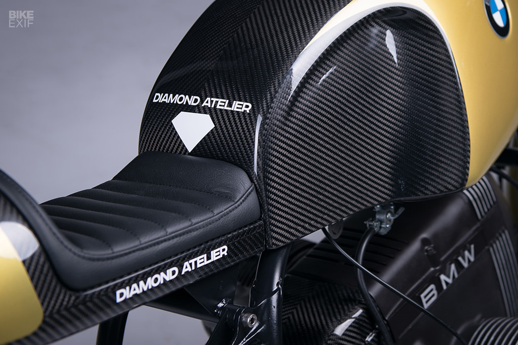 Các linh kiện trên xe đều được gia cố, hoặc cắt giảm để việc lắp ráp cũng như tháo dỡ đơn giản nhất. Một vài chi tiết bớt đi số lượng vít bắt nhưng vẫn đảm bảo khả năng hoạt động nhờ sự đánh giá kĩ lưỡng từ đội ngũ Diamond. Thay đổi nhỏ khác của chiếc xe độ BMW Mark II là mâm sau rộng 4,25 so với con số 4 inch trước đây.