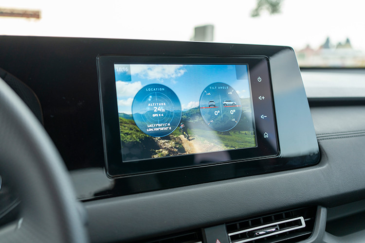 Mitsubishi Xforce tu 599 trieu tai Viet Nam - chiec SUV co B dang tien-Hinh-6