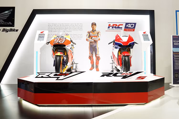 Sự kết hợp giữa tinh thần thể thao cùng việc áp dụng các công nghệ tiên tiến trên các mẫu xe Honda tại VMS 2022 mang đến cho khách hàng những trải nghiệm trọn vẹn nhất, khơi dậy nguồn cảm hứng cho những đam mê bất tận, không ngừng bứt phá để khai phóng những chuẩn mực mới.