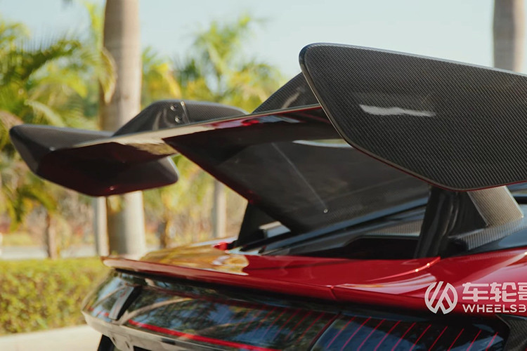 BYD không tiết lộ chi tiết về công nghệ hỗ trợ lái xe tự động (ADAS) được sử dụng trong bài thử nghiệm. Tuy nhiên, hãng đã từng hợp tác với các công ty hàng đầu như DJI và Horizon Robotics để phát triển các giải pháp ADAS tiên tiến.