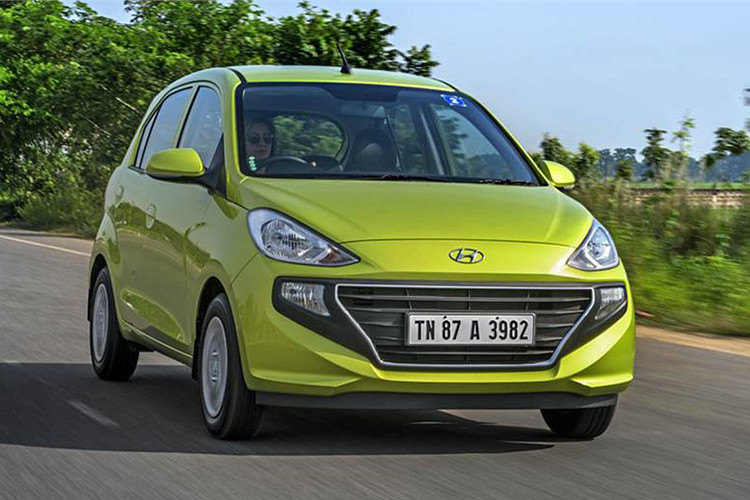 Theo tạp chí Autocar, hãng xe Hyundai Hàn Quốc hiện đã ngừng dây chuyền lắp ráp mẫu xe giá rẻ này tại nhà máy ở bang Tamil Nadu, Ấn Độ. Tất nhiên, có một số nguyên nhân dẫn đến quyết định này. Vào thời điểm năm 2018, giá xe Hyundai Santro mới dao động từ 390.000 - 550.000 Rupee (khoảng 116 - 163 triệu đồng) và gây ấn tượng với phong cách thiết kế mới mẻ và có cả động cơ dùng khí nén tự nhiên CNG.