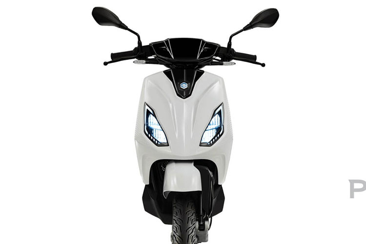 Theo công bố, mẫu xe tay ga Piaggio One chạy điện được thiết kế dành cho giới trẻ sử dụng trong môi trường đô thị cũng như những người mới tập đi xe hai bánh.