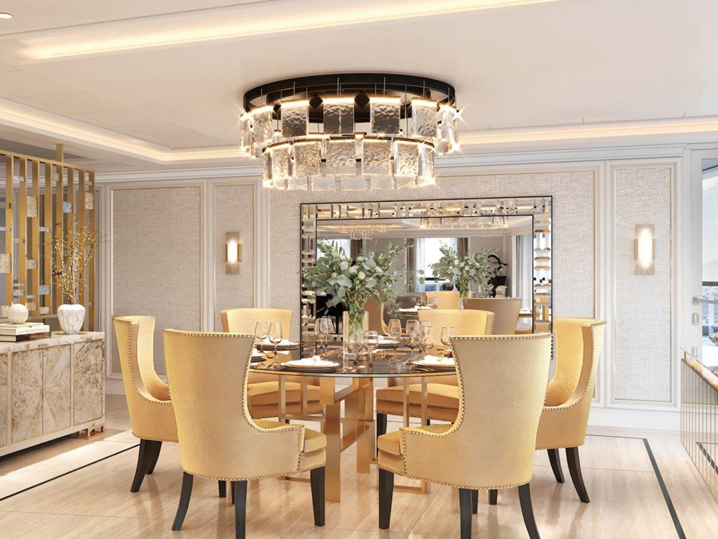 Với mức giá đắt đỏ này, hành khách sẽ nhận được những tiện nghi thuộc hàng sang chảnh nhất thế giới. Khi bước vào phòng, chúng ta sẽ bị thu hút bởi phòng khách rộng 280 m2 với đèn chùm được làm bằng vàng và đá cẩm thạch của Italy.