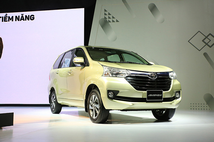 Trong tháng đầu tiên bán ra tại thị trường Việt Nam, mẫu xe đạt đến 190 chiếc, tuy nhiên, tháng tiếp theo (11/2018) đánh dấu sự hụt hơi của mẫu xe nhập khẩu Toyota Avanza với chỉ 79 xe được bán ra. Theo nhiều người tiêu dùng đánh giá, rất có thể nó đang bị "chung mâm" với người anh em Innova đình đám nhất phân khúc.