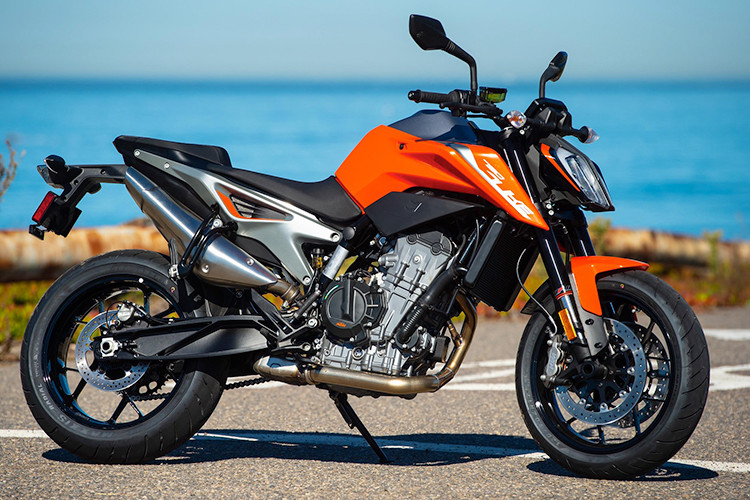 Mẫu xe môtô KTM 790 là dòng xe mới mới nhất của thương hiệu xe Áo, ra đời nhằm thay thế cho dòng KTM 690 đã có tuổi thọ 10 năm trên thị trường. Dù đã ra mắt châu Âu từ lâu nhưng phải trong năm 2019 thì KTM 790 Duke mới được phân phối cho các thị trường khác ở Mỹ và châu Á.