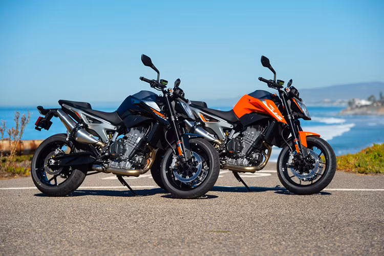 Trong năm 2019, các nhà sản xuất môtô sẽ tung ra khá nhiều sản phẩm mới hoặc phiên bản nâng cấp của các dòng xe hiện tại rất đáng chú ý. Không nằm ngoài cuộc đua này, hãng xe máy của Áo cũng đã sẵn sàng cho năm mới với những mẫu xe môtô phân khối lớn KTM rất được mong đợi.