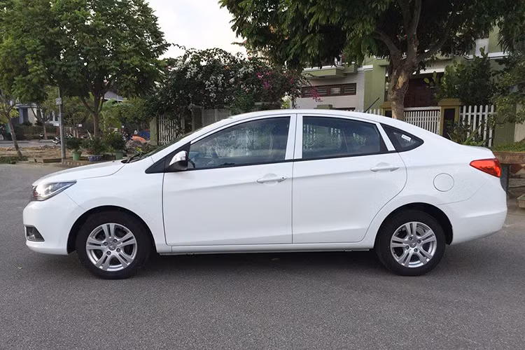 Thương hiệu ôtô Haima là kết quả của quan hệ hợp tác giữa công ty xe Hải Nam Trung Quốc và hãng xe Mazda Nhật Bản sau khi Mazda chuyển giao dây chuyền sản xuất cho hãng xe này. Trong hơn 10 năm qua, Haima cũng đã khẳng định được tên tuổi của mình tại thị trường châu Âu.