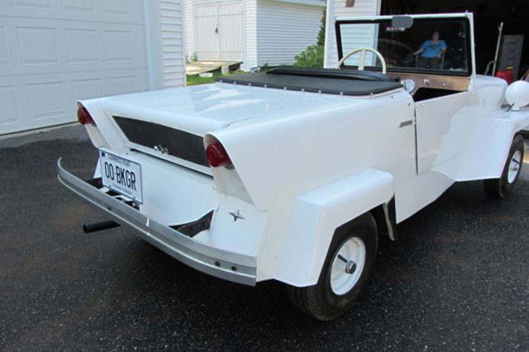 Công ty đã phát triển mẫu xe King Midget 2 chỗ vào những năm 1950 và bắt đầu cung cấp hộp số tự động 2 cấp. Một phiên bản Model III với kích thước dài hơn đã xuất hiện trong năm 1957 với phanh thủy lực và động cơ công suất 9 mã lực.