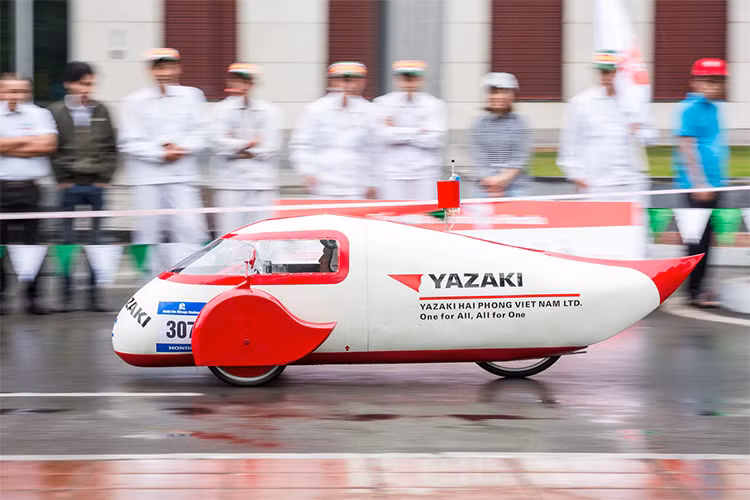 Ngoài Giải thưởng được trao cho 3 đội có thứ hạng cao nhất ở mỗi nhóm, Honda Việt Nam còn trao tặng giải thưởng một chiếc xe máy Honda Wave Alpha cho trường Đại học công nghiệp Hà Nội - trường có đội đạt thành tích tốt nhất nhóm học sinh sinh viên (đội SUPERCUB 50).