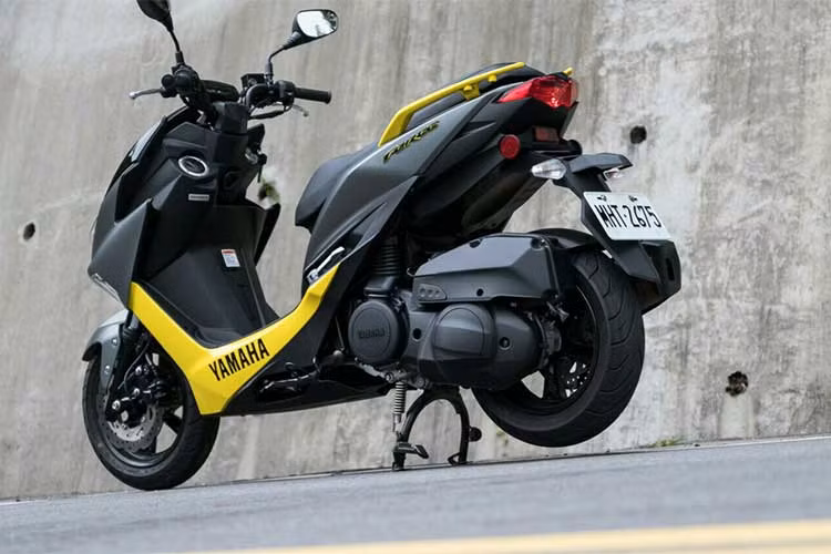 Tuy nhiên tại thị trường Đài Loan, mẫu xe máy tay ga này vẫn liên tục phát triển, với phiên bản mới nhất hiện nay là Yamaha Force 155 2018 được thiết kế hướng chủ yếu tới nam giới với phong cách thể thao và cá tính. 