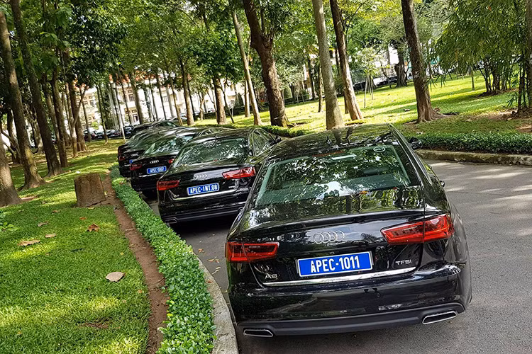 Theo đại diện Audi tạ Việt Nam, sẽ có 63 chiếc Audi A4 phiên bản giới hạn sử dụng cho APEC được Audi AG sản xuất riêng cho thị trường Việt.