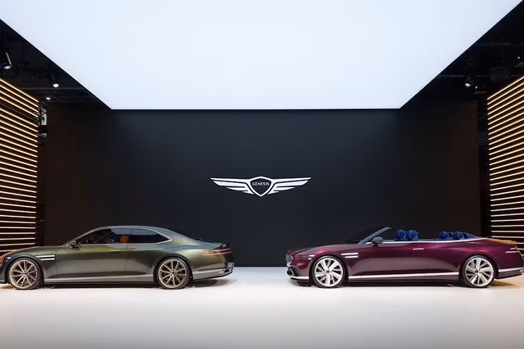 Thương hiệu xe sang Hàn Quốc vừa cho ra mắt cặp đôi xe sang cỡ lớn Genesis X Gran Coupe và X Gran Convertible Concept. Cả hai đều dựa trên mẫu sedan đầu bảng G90, nhưng chỉ có hai cửa và ngoại thất được thiết kế lại hoàn toàn.