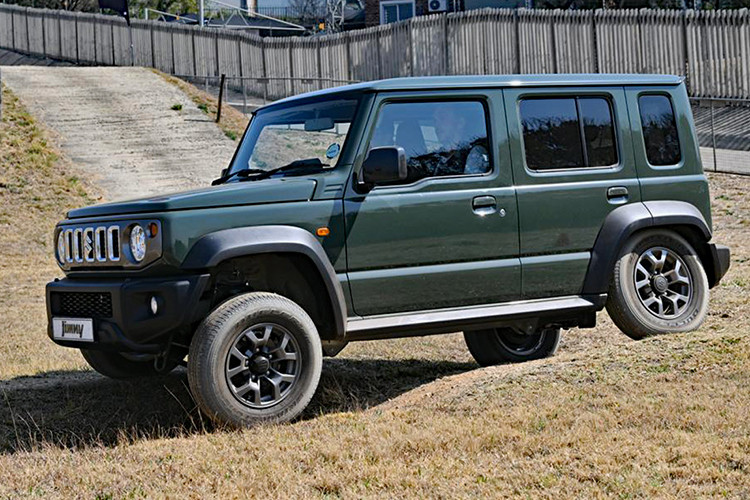 Suzuki Jimny hiện cũng đã xuất hiện tại đại lý ở Việt Nam nhưng chưa chính thức bán ra. Xe dành cho Việt Nam là bản 3 cửa và nhập khẩu nguyên chiếc từ Nhật Bản. Theo nhân viên tư vấn bán hàng tại đại lý, giá tạm tính của Suzuki Jimny ở thời điểm này là khoảng 800 triệu đồng. Thời điểm chính thức bán ra của xe có thể là từ đầu năm sau.