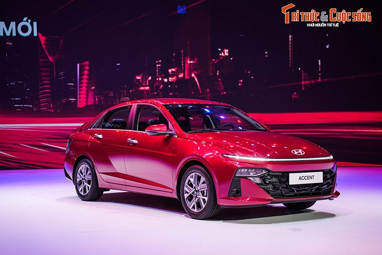 Hyundai Accent 2024 moi ra mat, giam gia 20 trieu dong tai dai ly