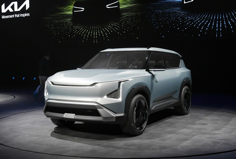 Theo hãng Kia, phiên bản thương mại của Kia EV5 hoàn toàn mới sẽ chính thức ra mắt thị trường Trung Quốc vào tháng 11 năm nay.