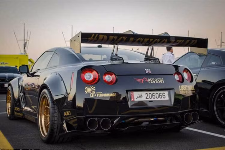 Siêu xe Nhật bản - Nissan GT-R với bản độ Full đến từ ADV1.