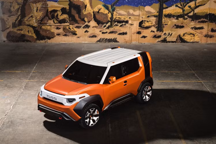 Tham gia triển lãm New York năm nay, hãng Toyota không có những mẫu xe thương mại nổi bật. Thay vào đó, gian hàng của hãng xe ôtô Nhật bản - Toyota tại triển lãm New York 2017 lại thu hút sự chú ý của người hâm mộ nhờ mẫu xe concept có tên Toyota FT-4X concept mới.