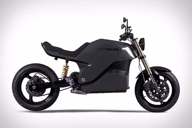 Kể từ những năm 2010, sức ép từ các tiêu chuẩn khí thải trên toàn cầu đã thúc đẩy trào lưu "điện hóa" diễn ra mạnh mẽ trong cả Thế giới xe hơi lẫn môtô. Điều này đã dẫn tới sự thành lập của vô số công ty khởi nghiệp, một trong số đó là thương hiệu xe máy NXT tới từ Hà Lan vào năm 2012.