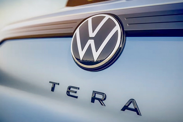 Các tay săn ảnh của trang Carscoops đã bắt gặp mẫu xe thử nghiệm của Tera trong quá trình kiểm tra khả năng vận hành ở điều kiện thời tiết lạnh giá. Đáng chú ý, xe chỉ sử dụng một số miếng dán che chắn nhẹ trên cản trước và cụm đèn chiếu sáng, cho thấy thiết kế tổng thể đã gần như hoàn thiện. 