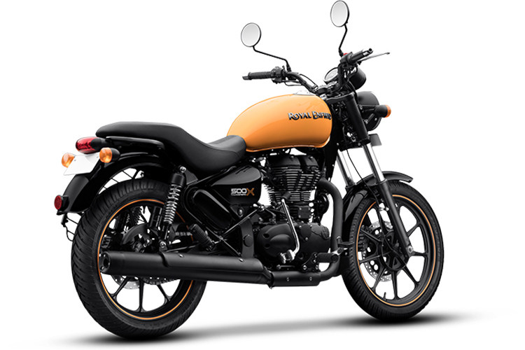 Phiên bản Thunderbird X 500 cao cấp hơn, được trang bị khối động cơ EFI 499cc, làm mát bằng dung dịch, công suất 27,2 mã lực và momen xoắn 41,3 Nm. Sức mạnh được truyền tải thông qua hộp số côn tay 5 cấp.