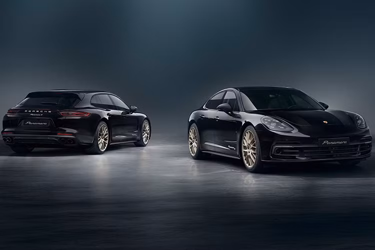 Hãng xe Đức cho biết, bộ ba biến thể kỷ niệm 10 năm đặc biệt của mẫu xe Porsche Panamera đặc biệt này sẽ chính thức "lên kệ" từ quý I/2020