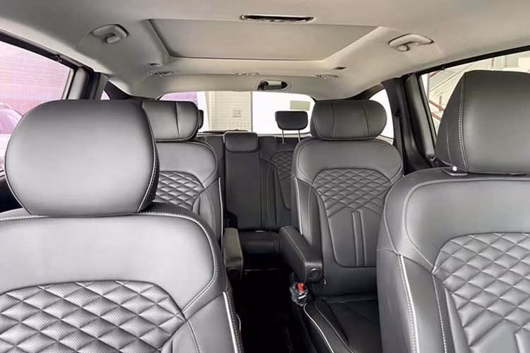 Nếu như một số phiên bản của Hyundai Custin hay Palisade mới hiện đang xuất hiện tình trạng kênh giá thì ngược lại, các mẫu xe cùng nhà như Tucson, Creta hay Stargazer đang giảm tới cả trăm triệu đồng.