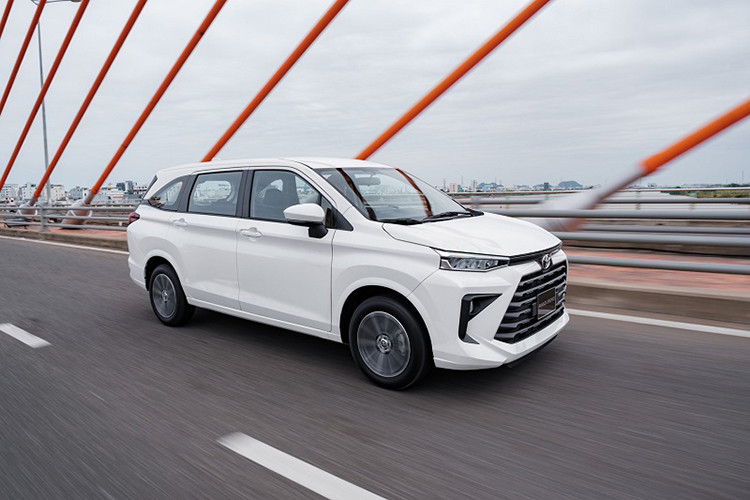 Toyota Avanza tam ngung ban tai Viet Nam vi be boi gian lan an toan