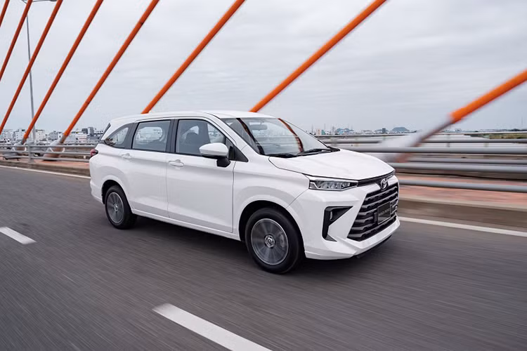 Toyota Avanza tam ngung ban tai Viet Nam vi be boi gian lan an toan