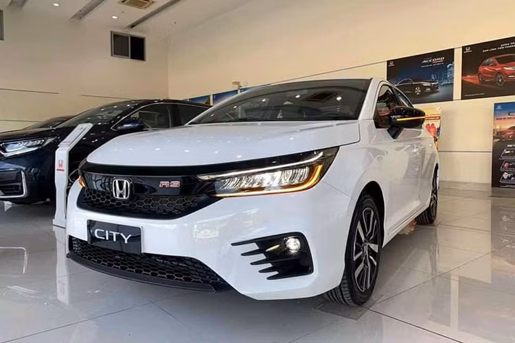 Thieu nguon cung, doanh so oto Honda giam manh trong thang 6/2022-Hinh-2