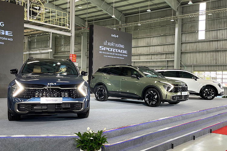 Chi tiet Kia Sportage 2022 tu 899 trieu tai Viet Nam, 
