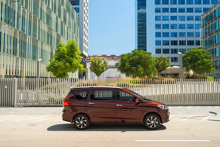 Suzuki tien phong dua cong nghe Hybrid vao phan khuc MPV pho thong-Hinh-2